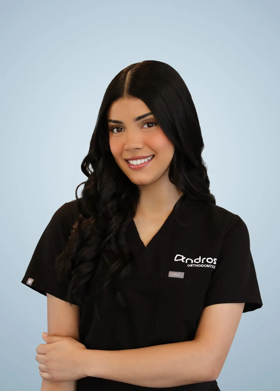 Aracely, equipo de Andros Orthodontics