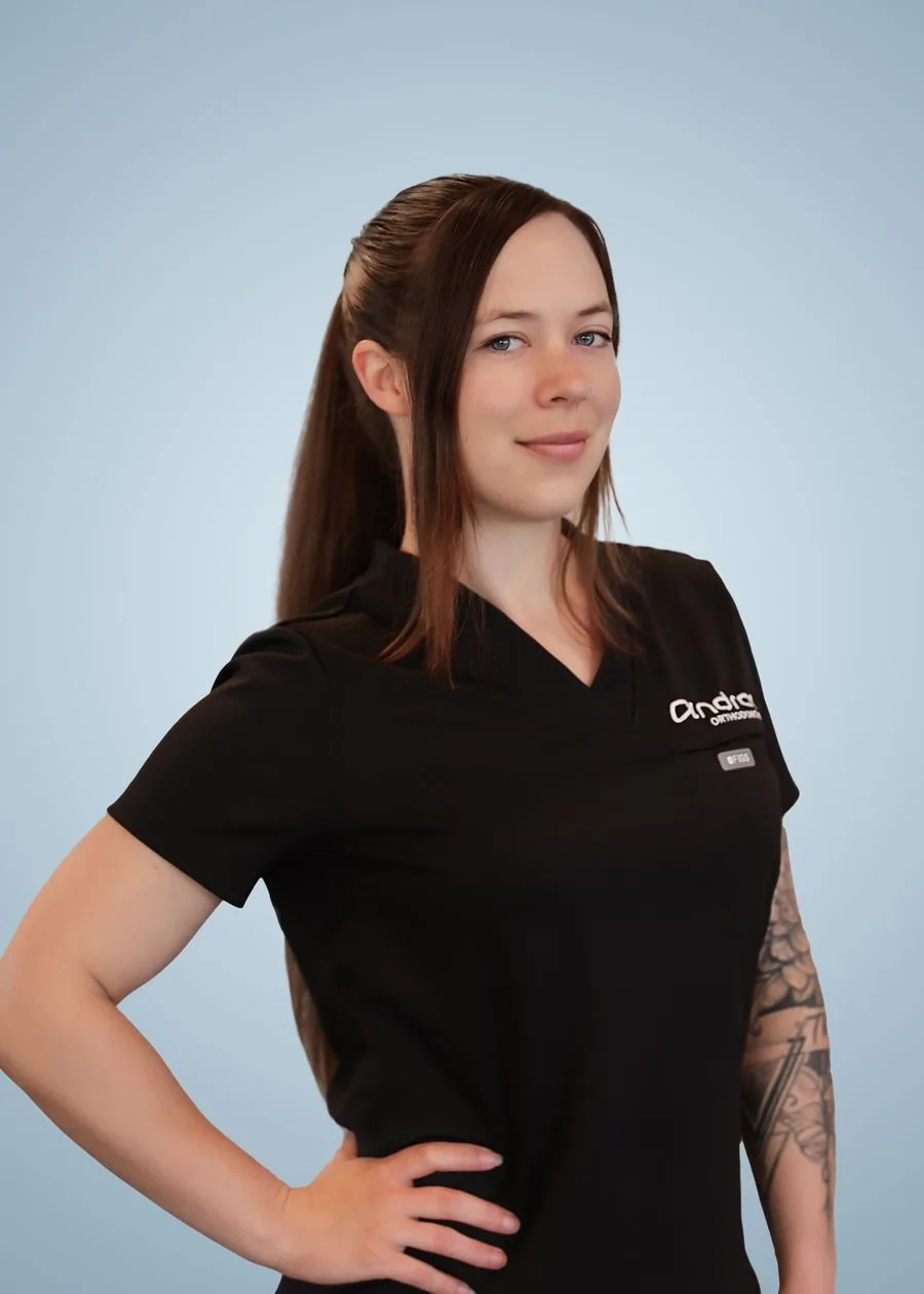 Lexi, equipo de Andros Orthodontics