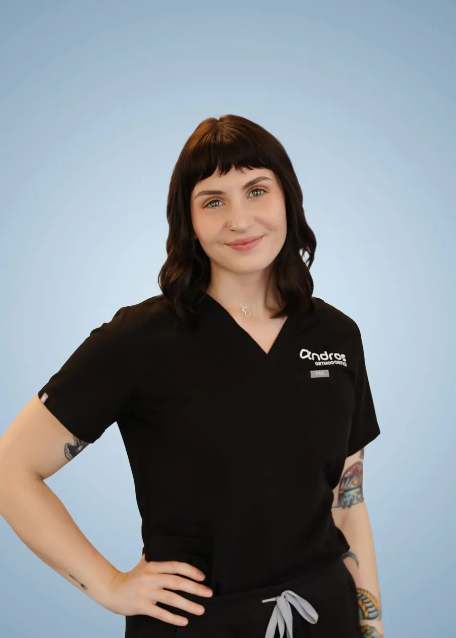 Zaylie, equipo de Andros Orthodontics